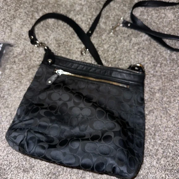 Coach bag with strap - Picture 3 of 4